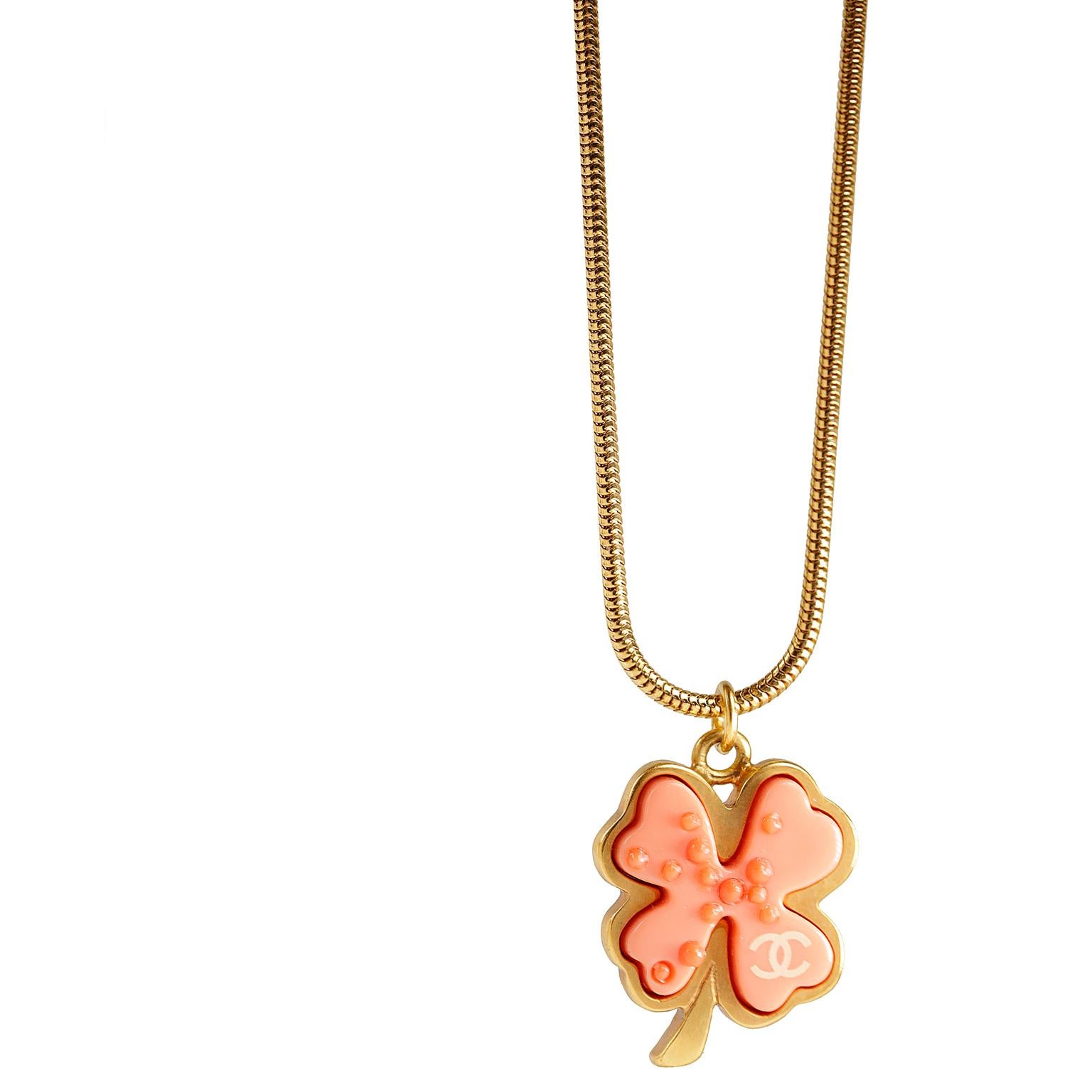 Chanel Coral Clover Long Necklace In Good Condition In Palm Beach, FL