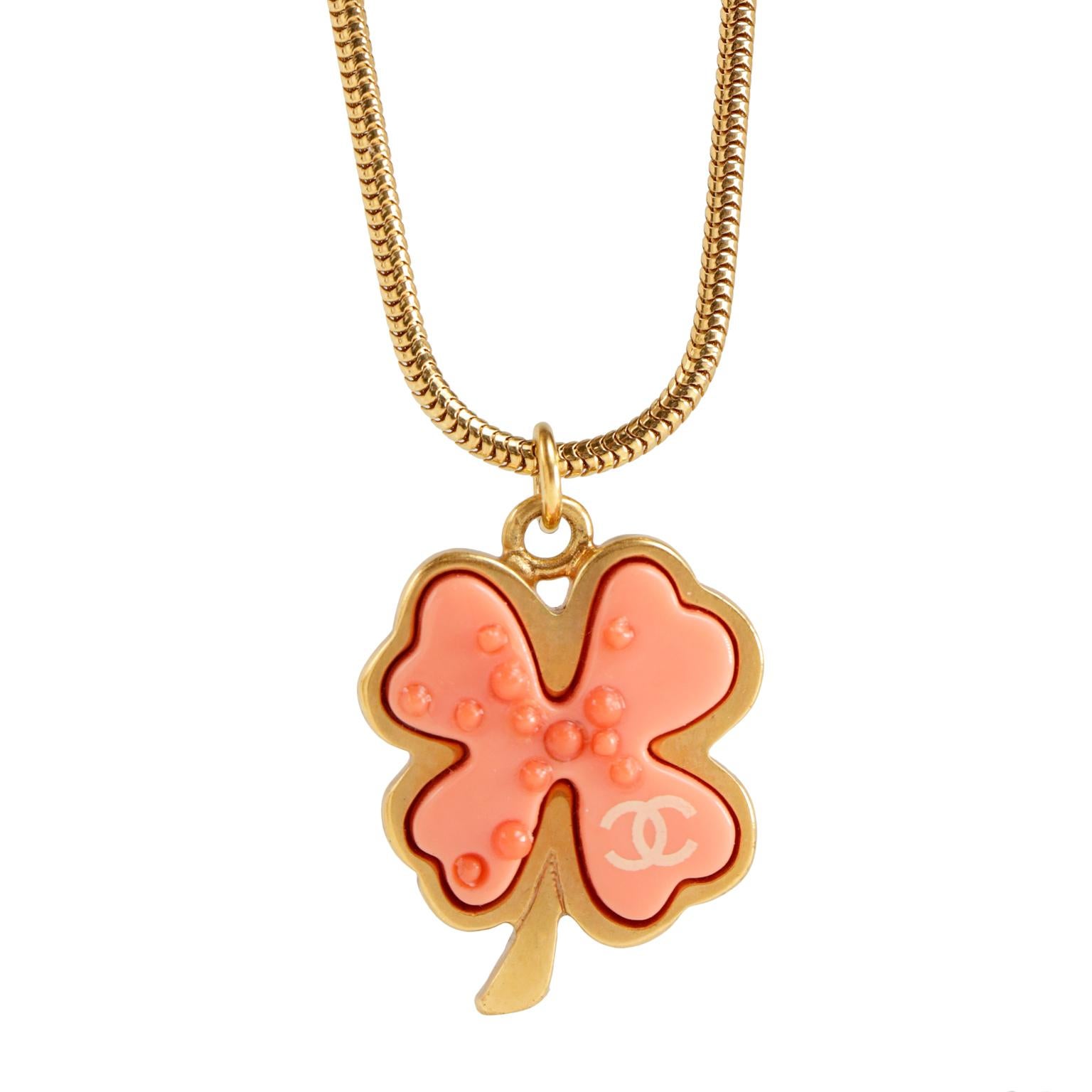 Women's Chanel Coral Clover Long Necklace