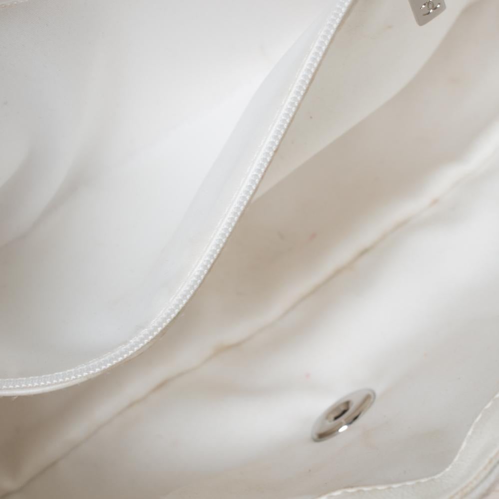 Chanel Peach/White Fabric and Sequins Medium Classic Single Flap Bag 2