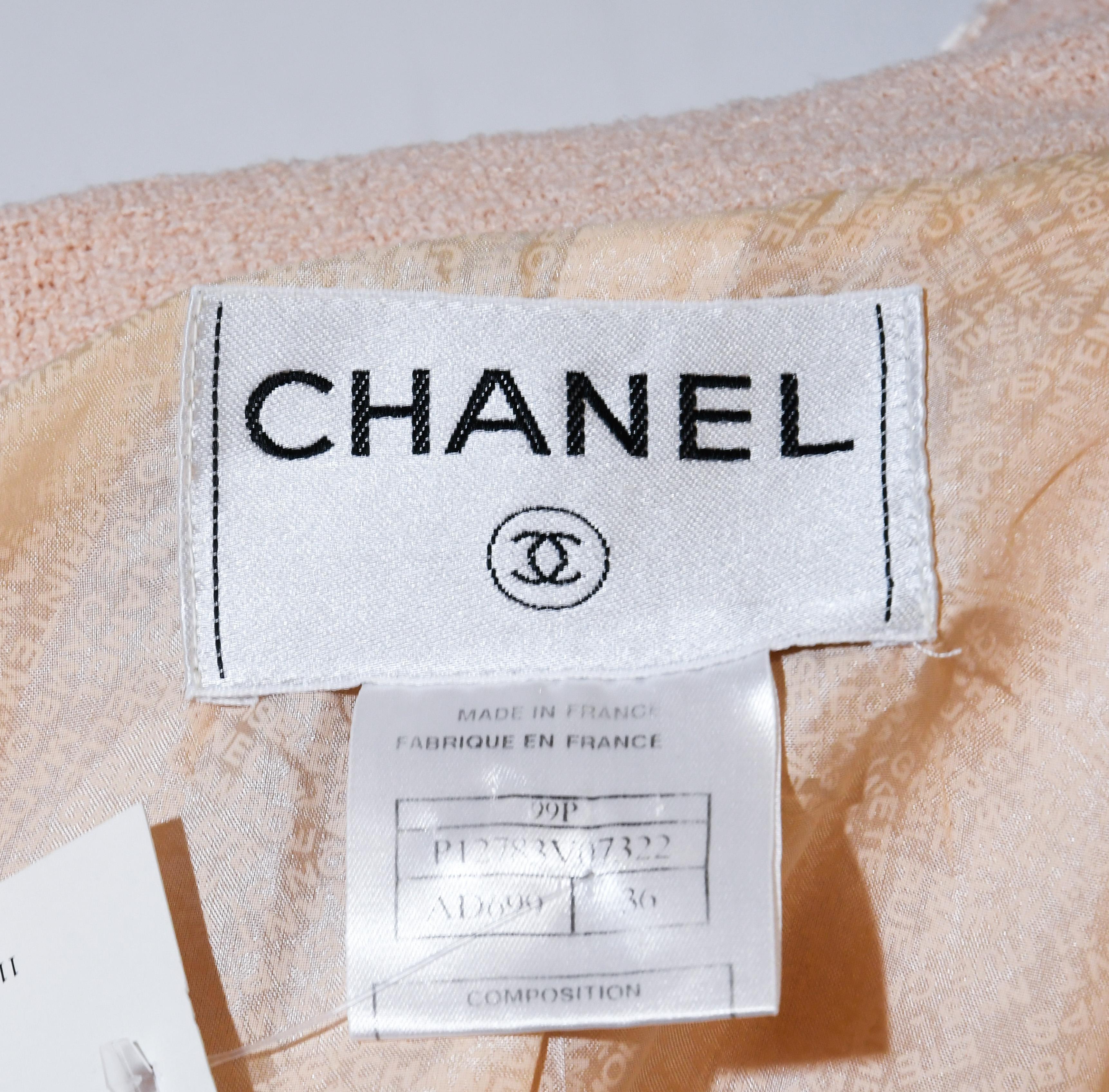 Chanel Peach Wool Blend Skirt Suit with White Trim 36 For Sale 1