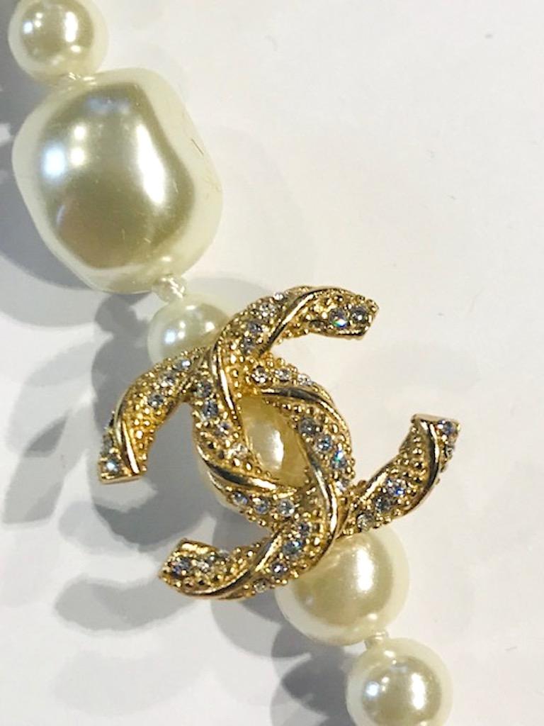 Chanel Pearl and Gold Bead Long Necklace, 2018 Cruise Collection 3