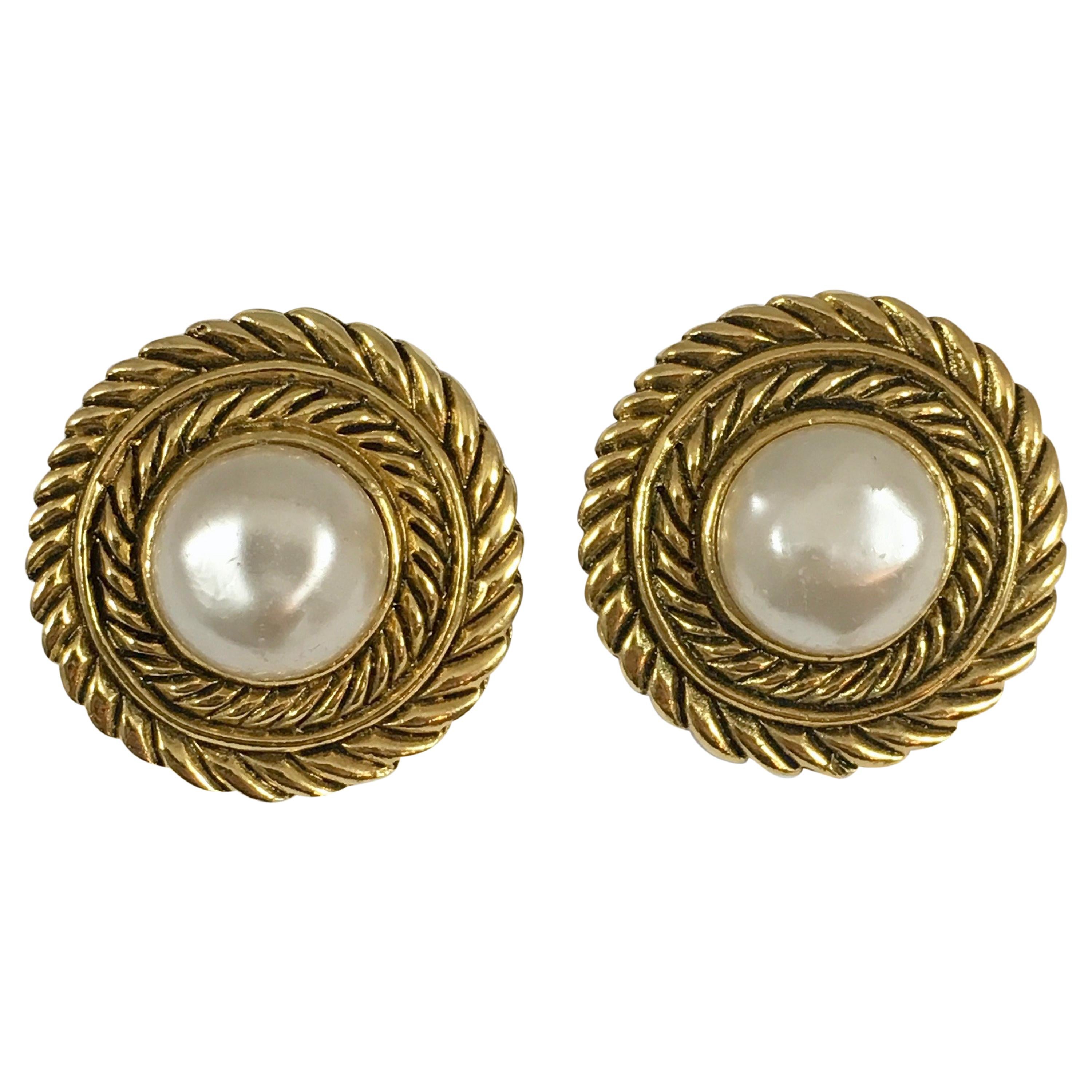Chanel Pearl and Goldtone Clip-On Earrings in Box 1980s For Sale