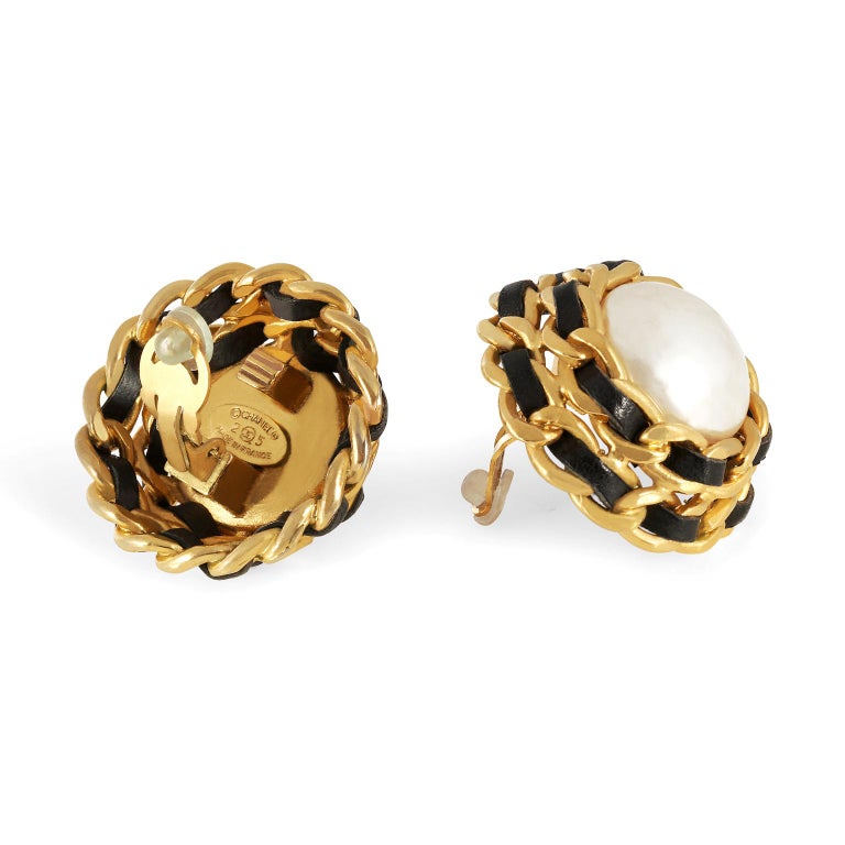 Vintage Chanel button earrings – Accent's Novato