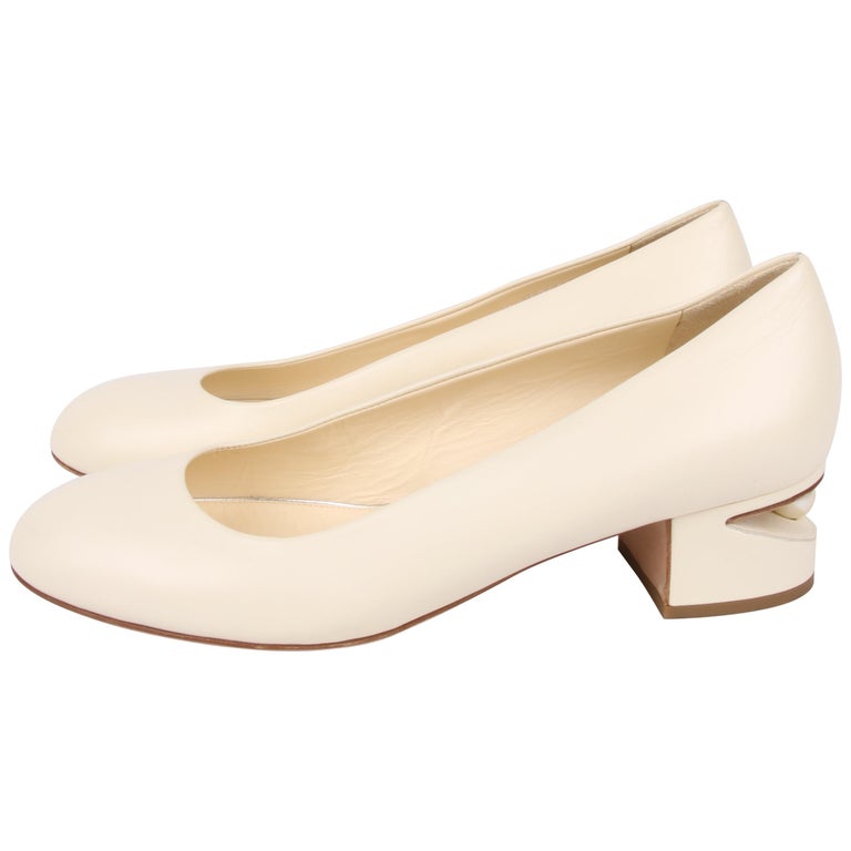 Chanel Pearl Ballerina Shoes white For Sale at 1stdibs
