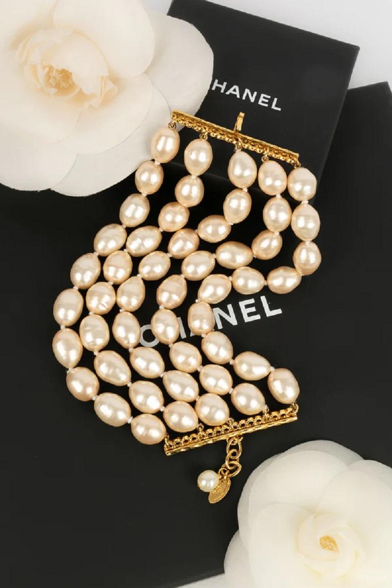 Chanel Pearl Bracelet In Excellent Condition For Sale In SAINT-OUEN-SUR-SEINE, FR