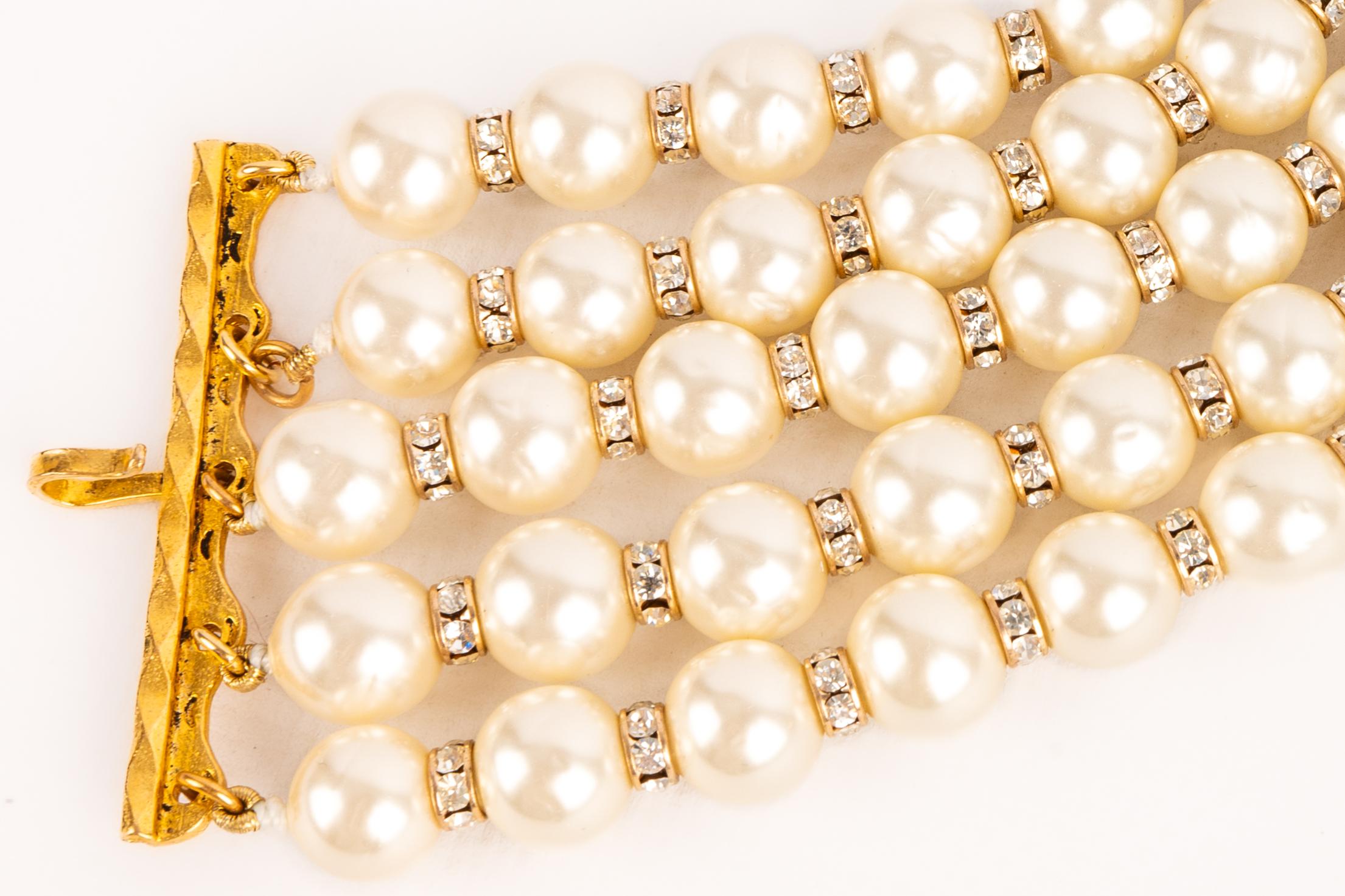 Bracciale di perle Chanel in vendita 2