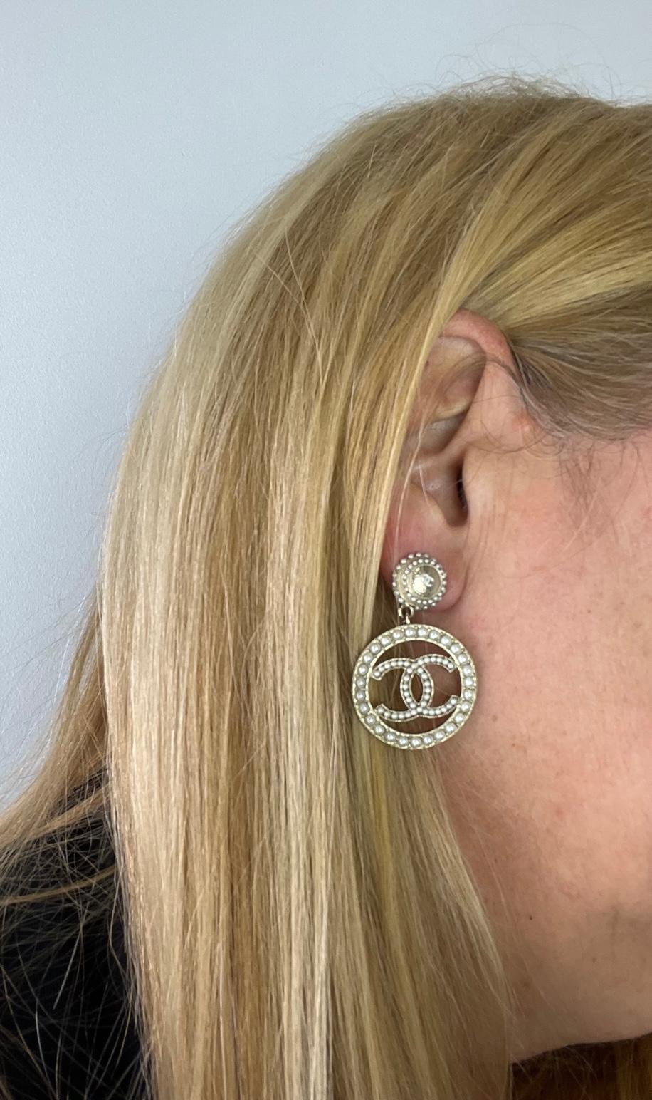 CHANEL Pearl CC Drop Earrings in Gold  11
