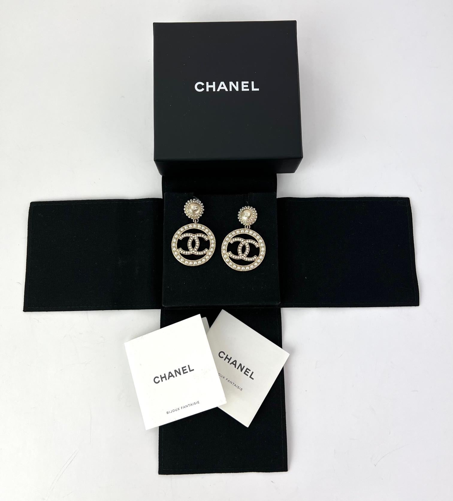 CHANEL Pearl CC Drop Earrings in Gold  13