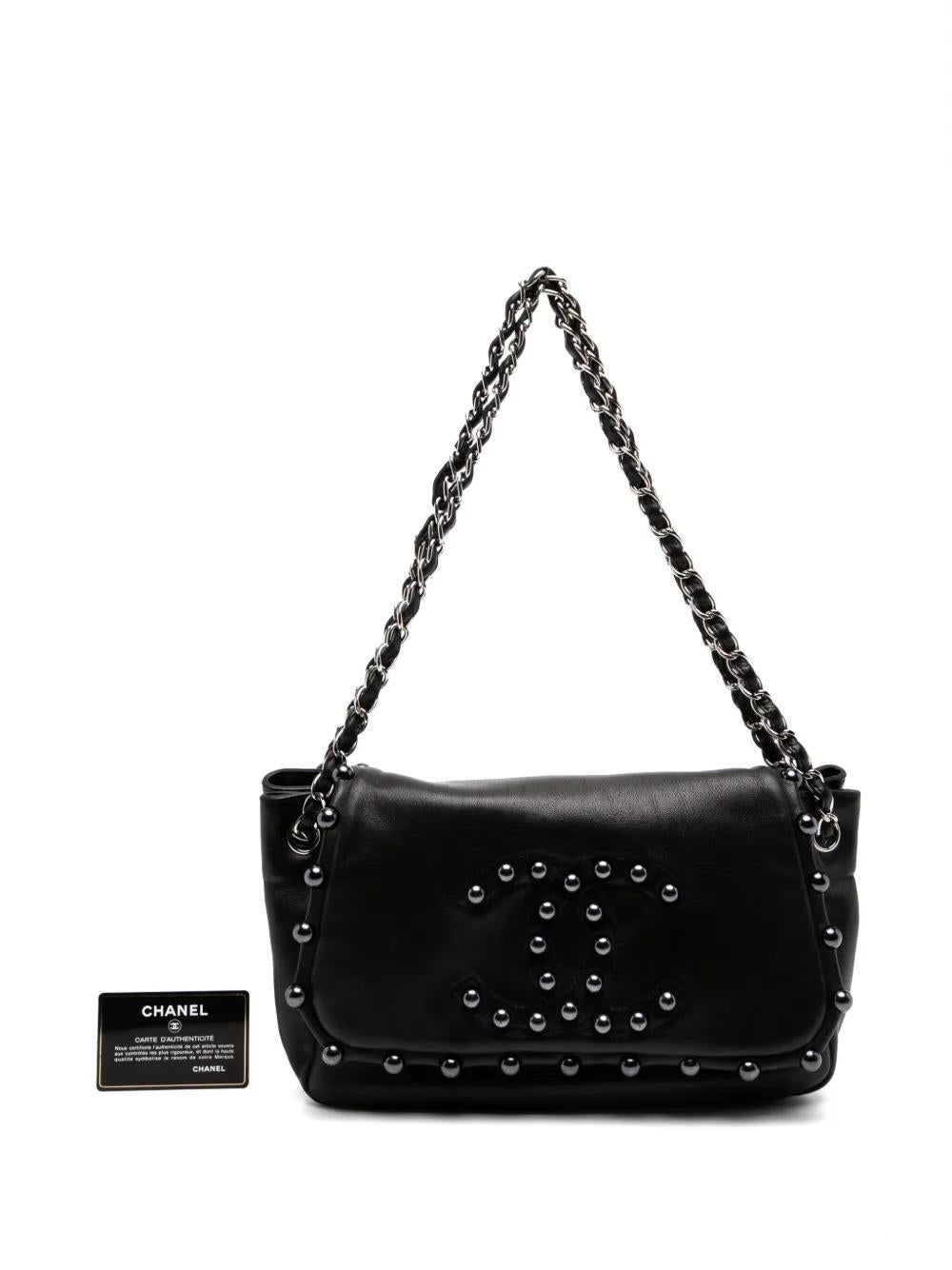 Chanel Pearl CC Flap Black Lambskin 2008 Crossbody Shoulder Bad For Sale 2