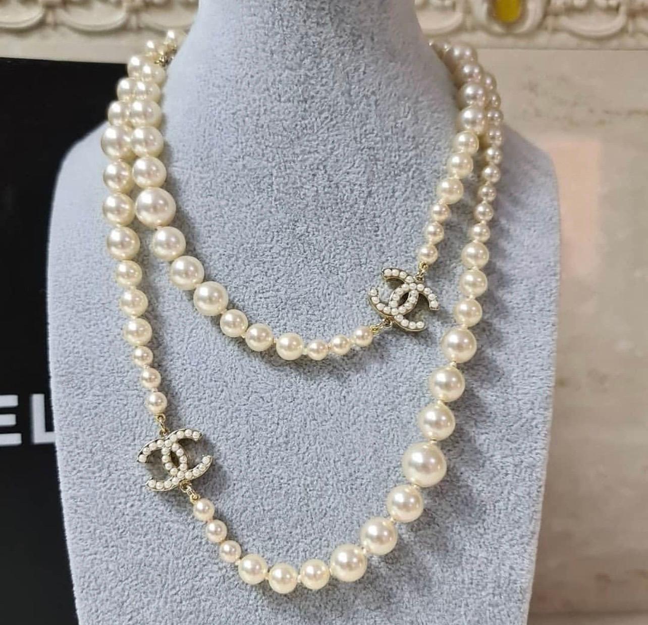 Chanel   Pearl CC Necklace

Chanel pearl necklace with two CC with small pearls on both sides.

This elegant Chanel Necklace can be worn long or double turn.

Year of Production: 2007
Color: Goldtone
Materials: Metal, faux pearl
Closure: Lobster