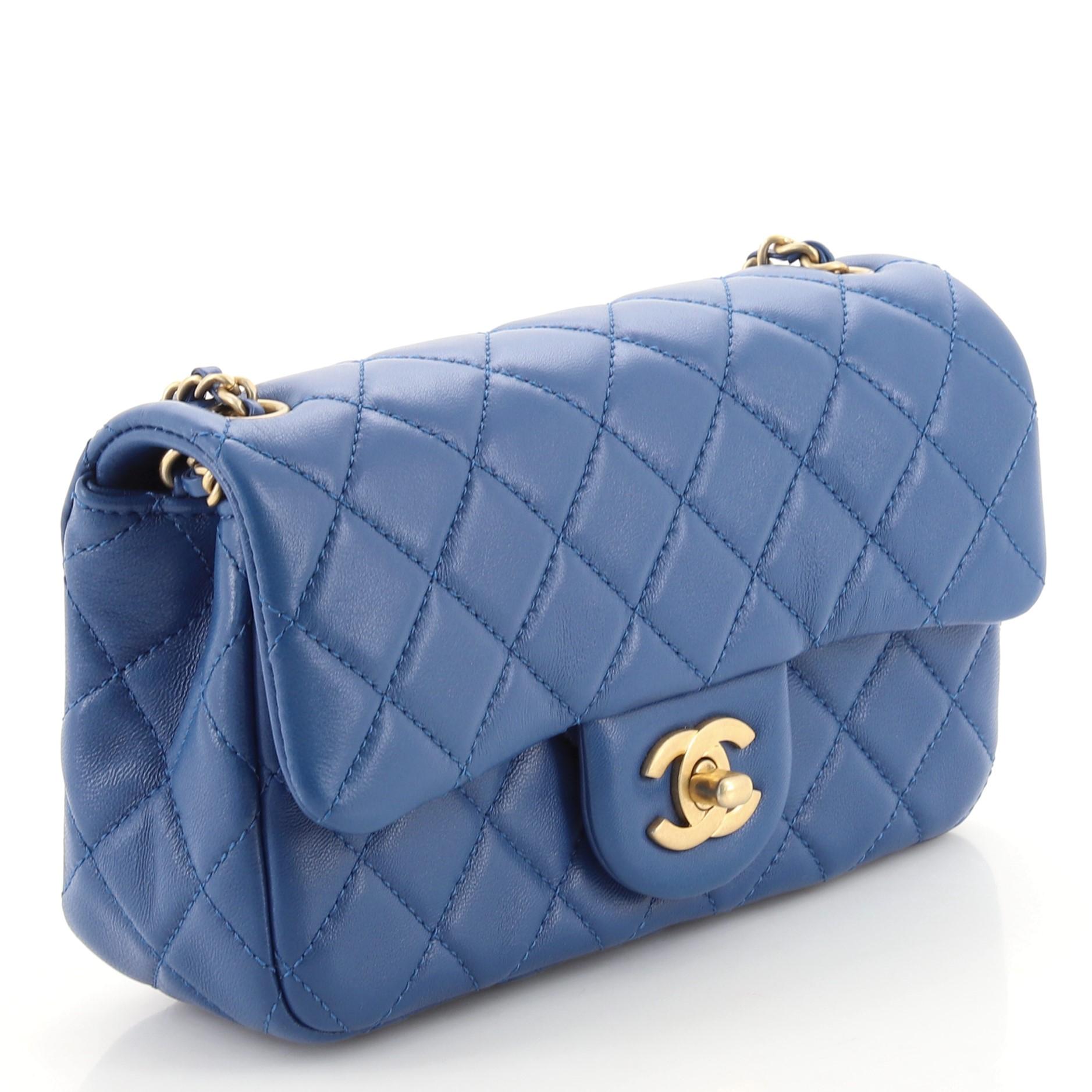 chanel pearl crush blue