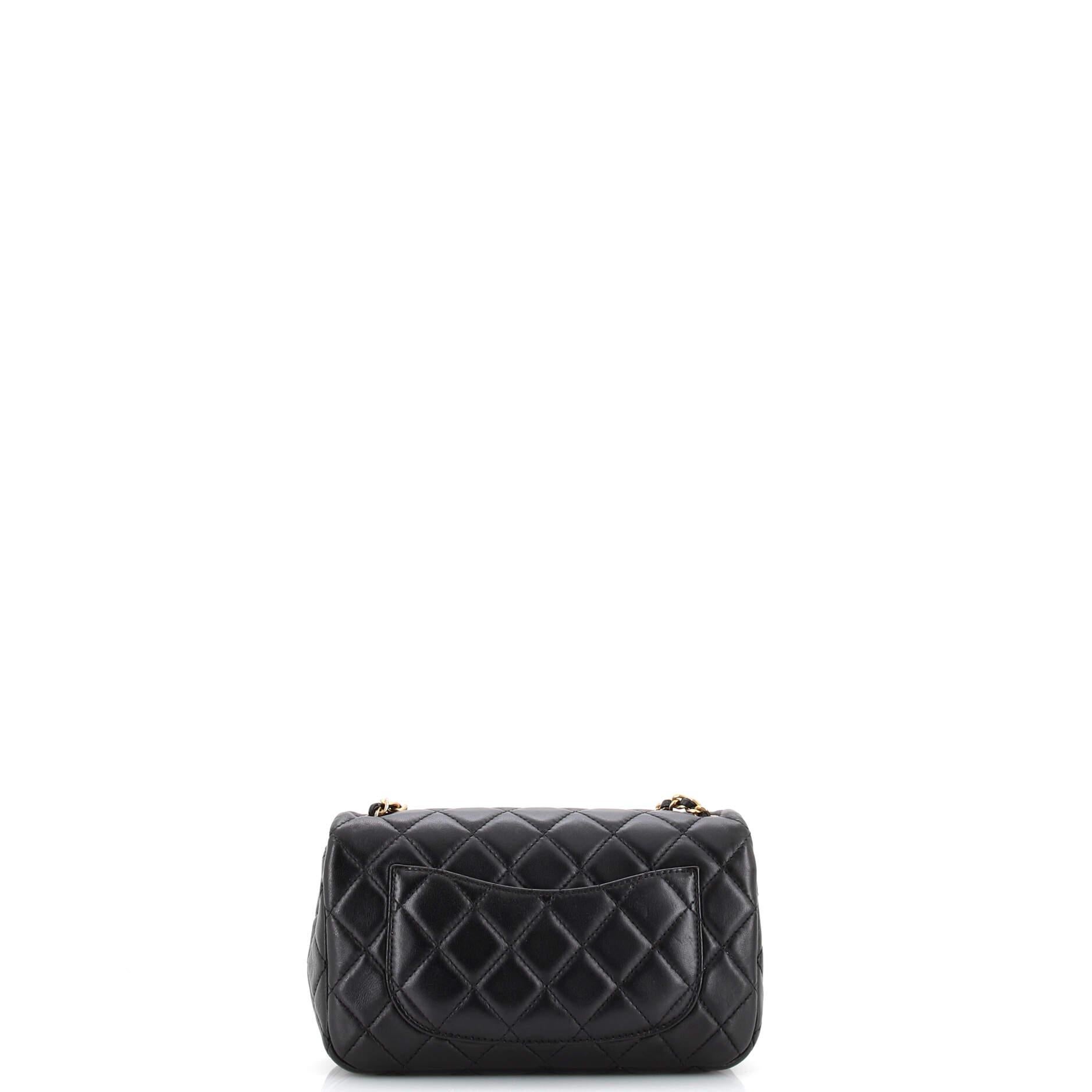 Chanel Pearl Crush Flap Borsa trapuntata in pelle di agnello Mini In condizioni buone a NY, NY