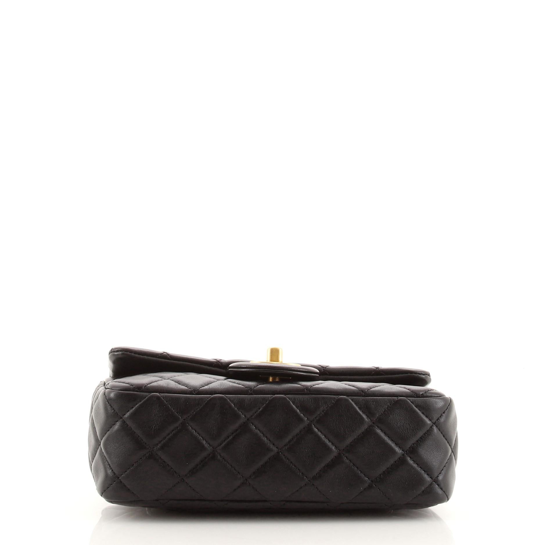chanel pearl crush mini