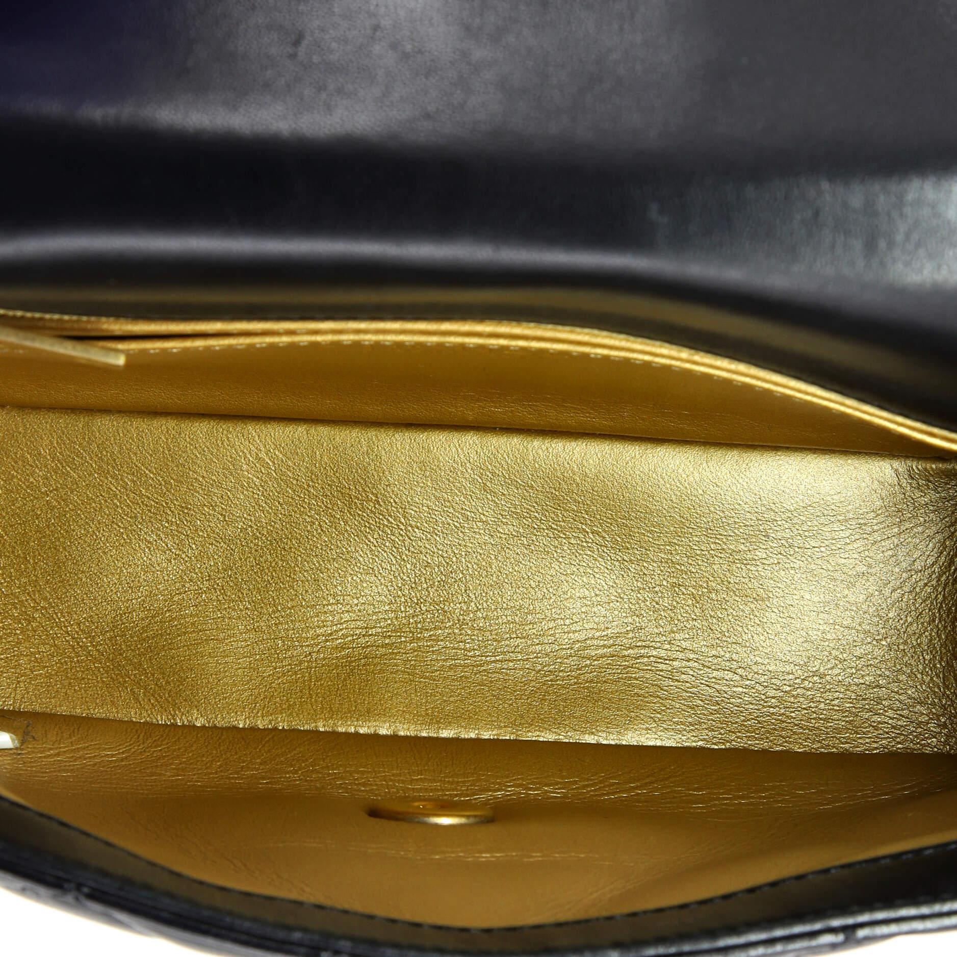 Chanel Pearl Crush Flap Borsa trapuntata in pelle di agnello Mini 1