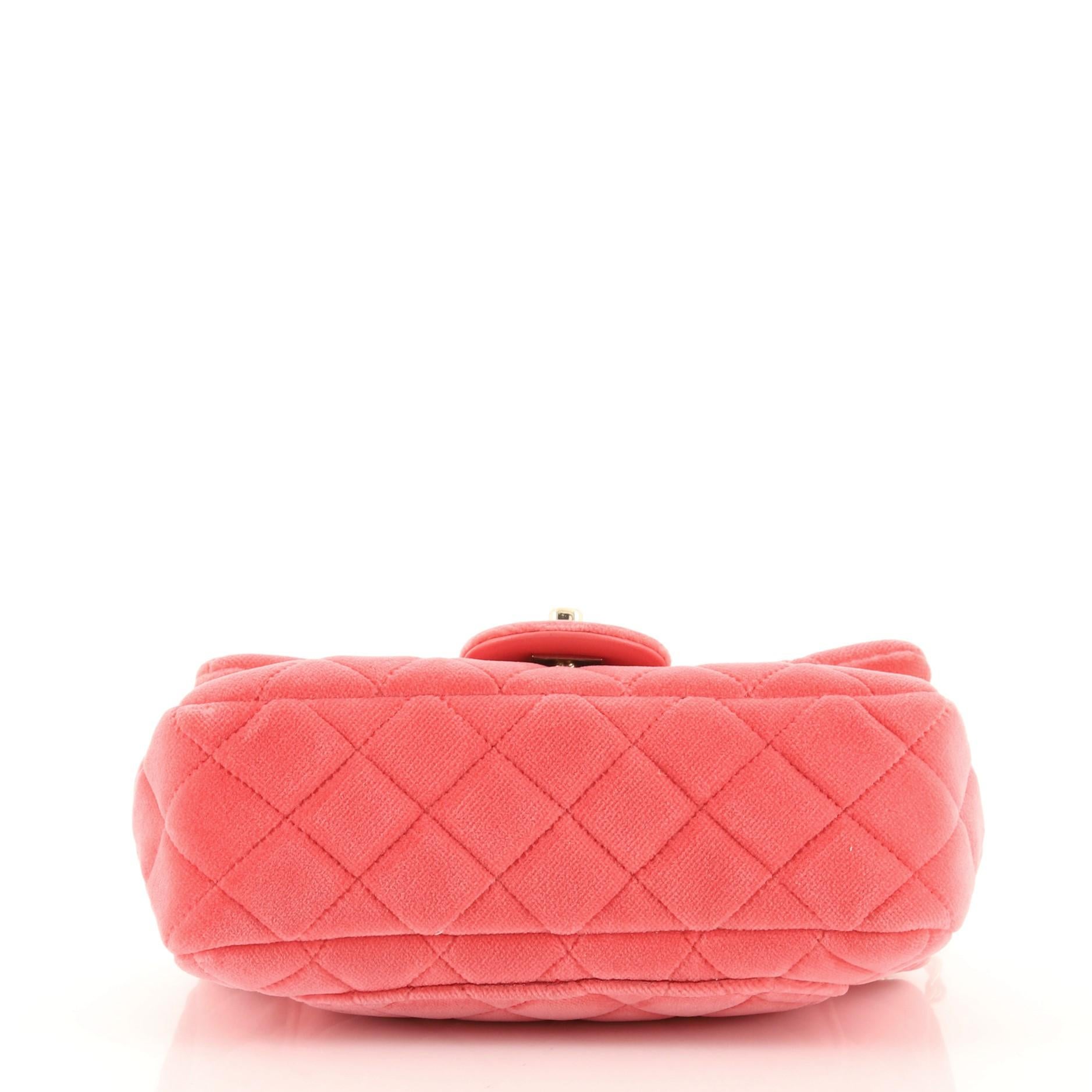 Chanel Perlen Crush Klappentasche aus gestepptem Samt mit Kristalldetail Mini für Damen oder Herren