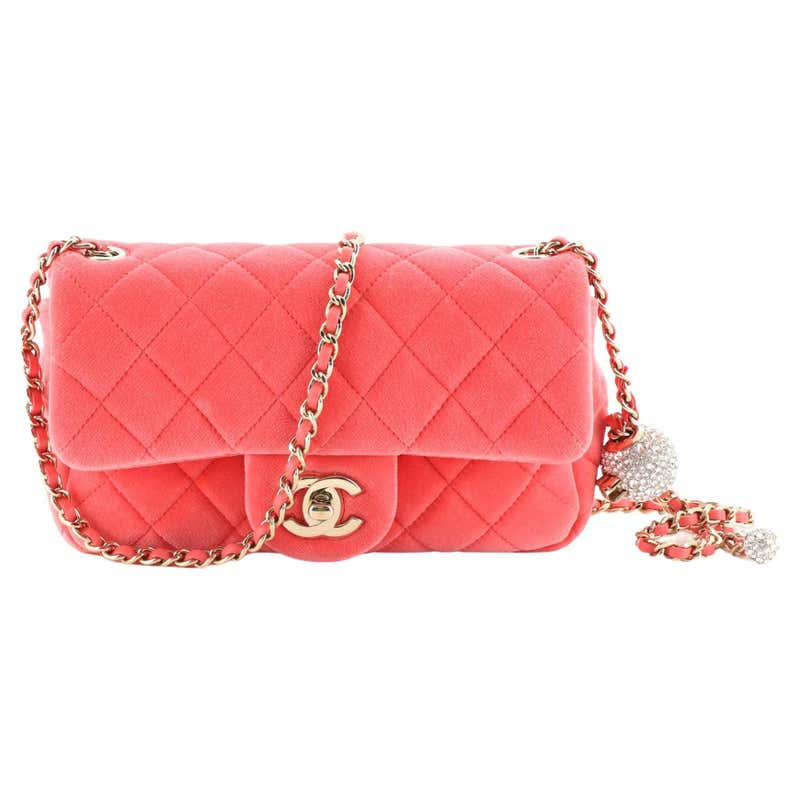 Vintage Chanel: Bags, Clothing & More - 7,583 For Sale at 1stdibs