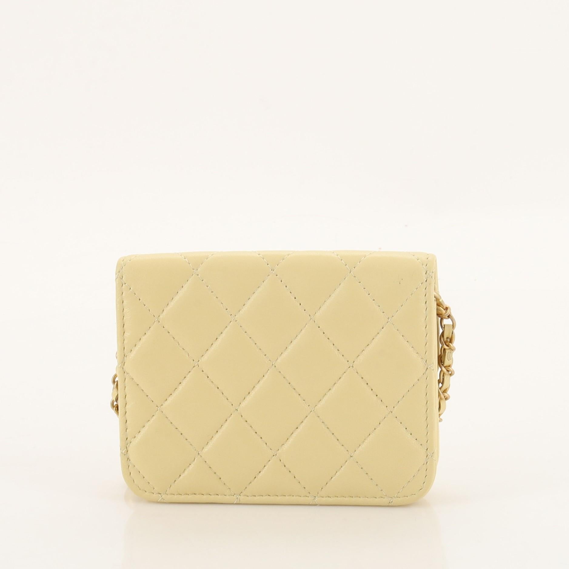 chanel pearl crush clutch with chain