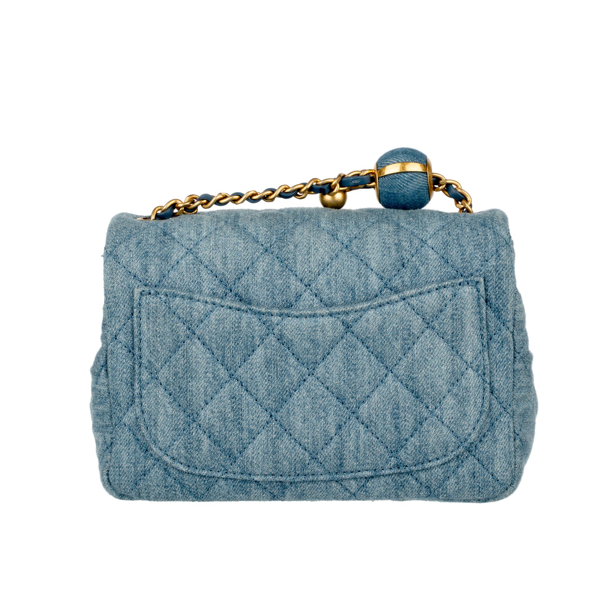 Chanel Pearl Crush Mini Bolso Cuadrado con Solapa Denim Herrajes Dorados 5