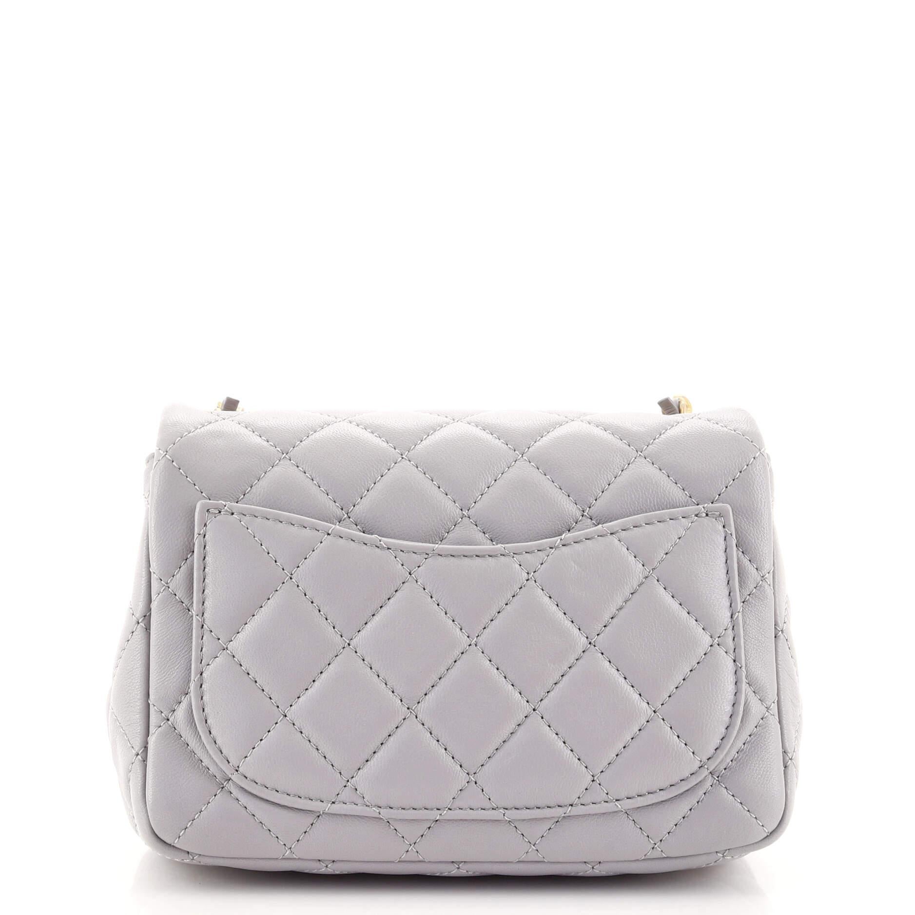 chanel pearl bag