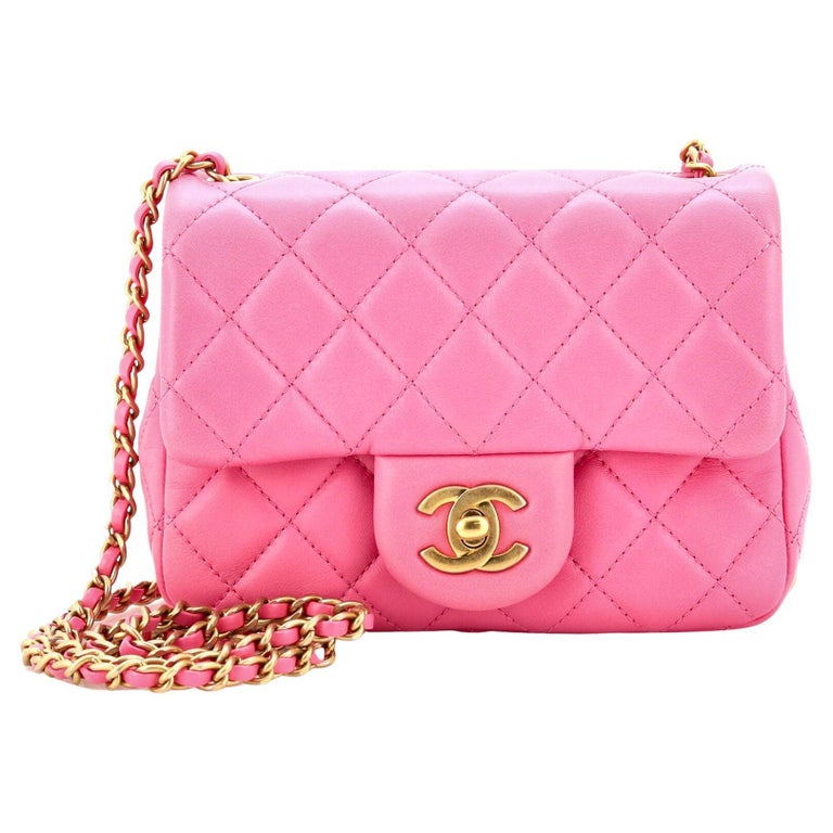 Chanel Lilac Lambskin Quilted Mini Pearl Crush Vanity Case With Chain For  Sale at 1stDibs