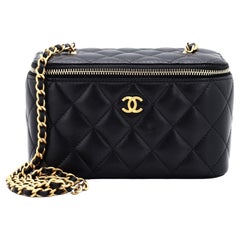 Chanel Vanity Case Pearl Crush avec chaîne en cuir d'agneau matelassé petit modèle