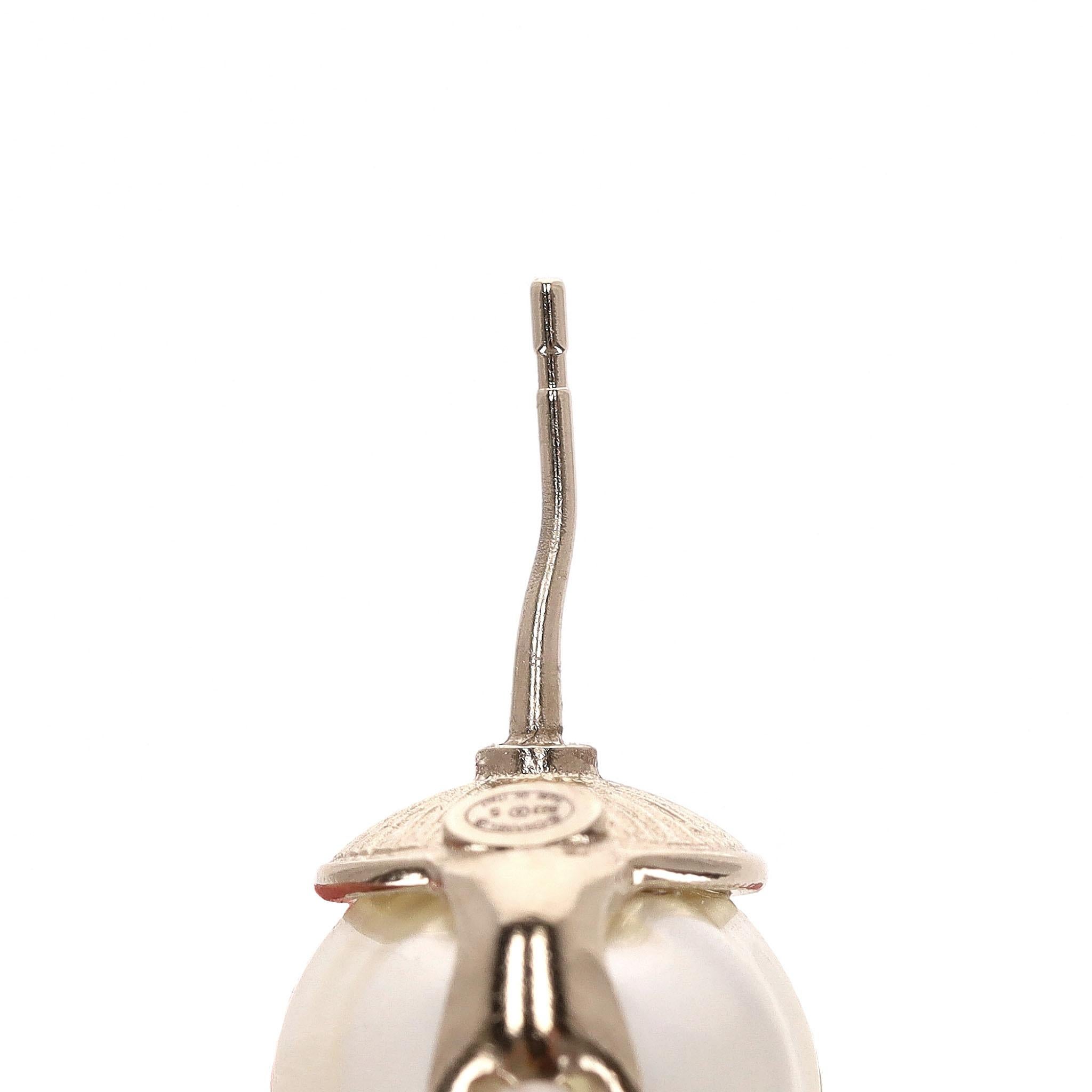 Chanel Pearl & Crystal 'CC' Logo Drop Earrings For Sale 4