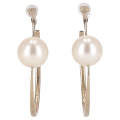 Pendientes de aro oversize con detalle de perlas Chanel