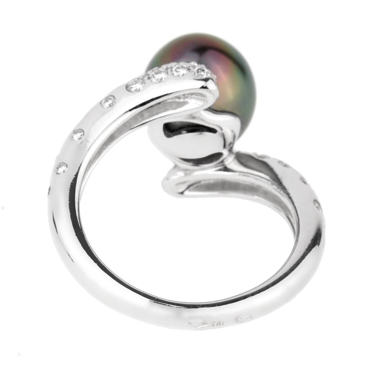 Round Cut Chanel Pearl Diamond White Gold Cocktail Ring For Sale