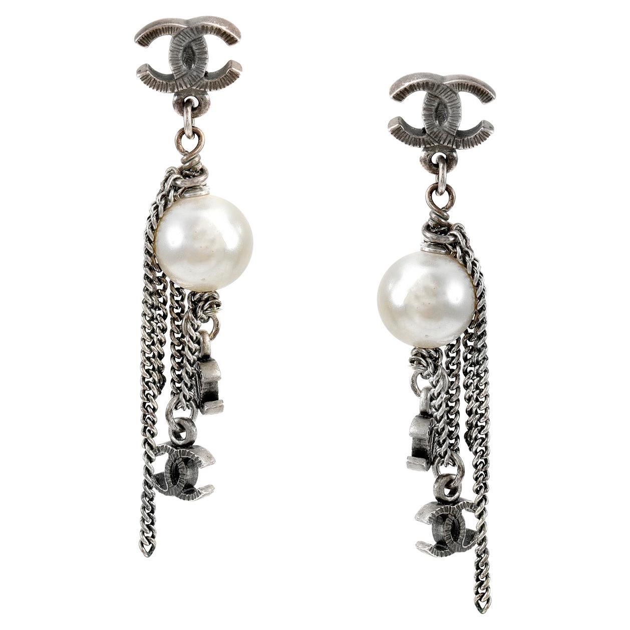 Chanel Pearl Dripping Chains CC