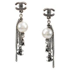 Chanel Pearl Dripping Chains CC Earrings