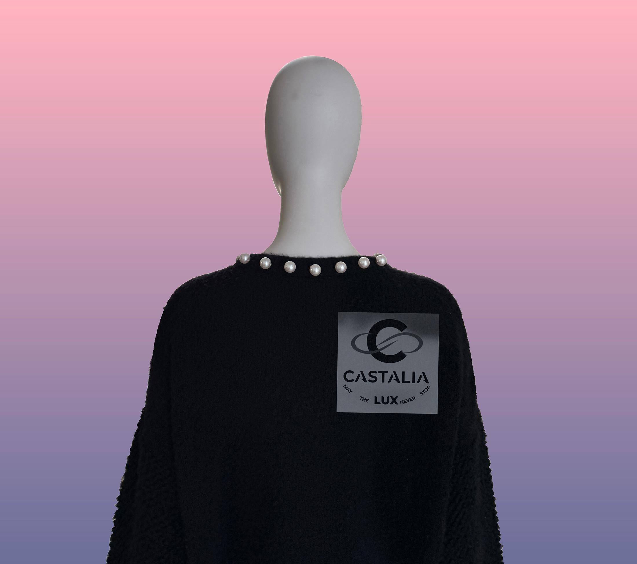 Chanel - Veste en cachemire baroque ornée de perles 40 FR en vente 8