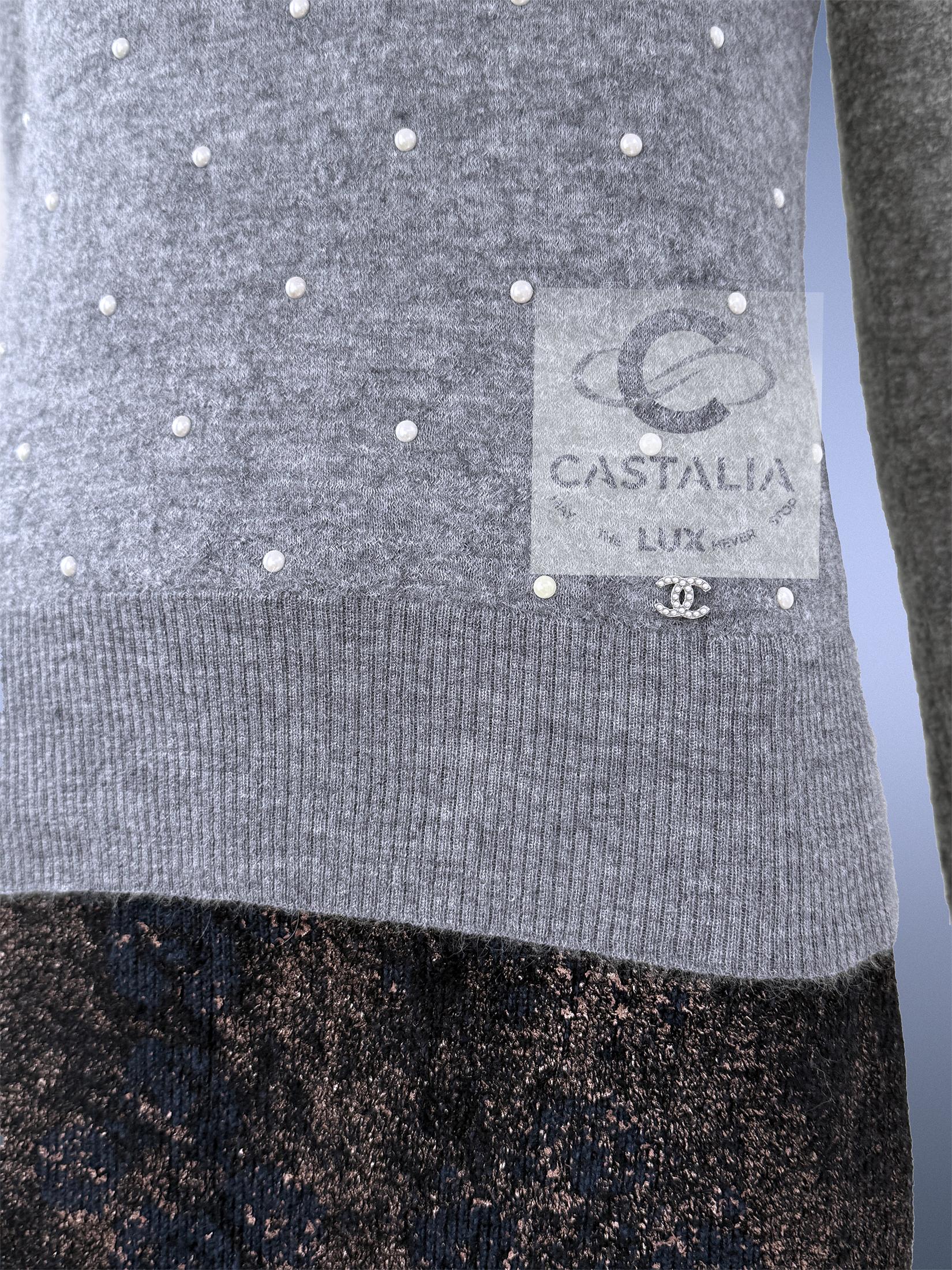 CHANEL Pearl Embellished Grey Jumper 34 FR For Sale 6