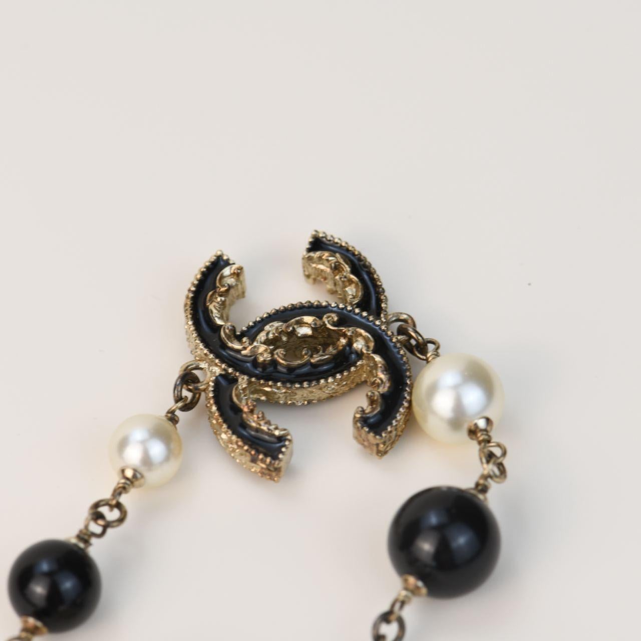 Chanel Pearl Enamel CC Long Necklace Black Gold 3