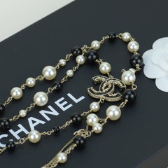 Chanel Perle Emaille CC Lange Halskette Schwarz Gold