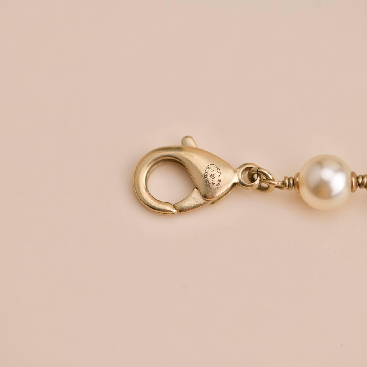 Chanel Pearl Enamel CC Long Necklace Black Gold 4