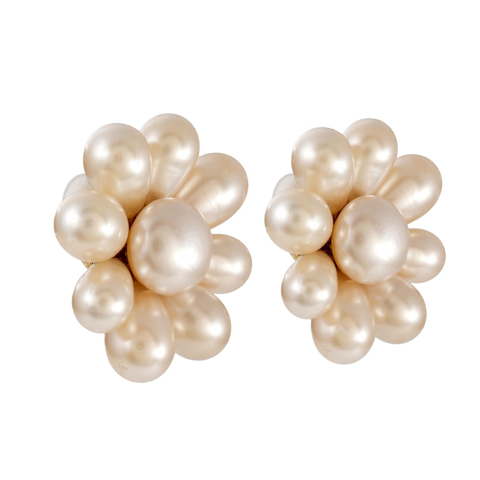 chanel diamond and pearl earrings