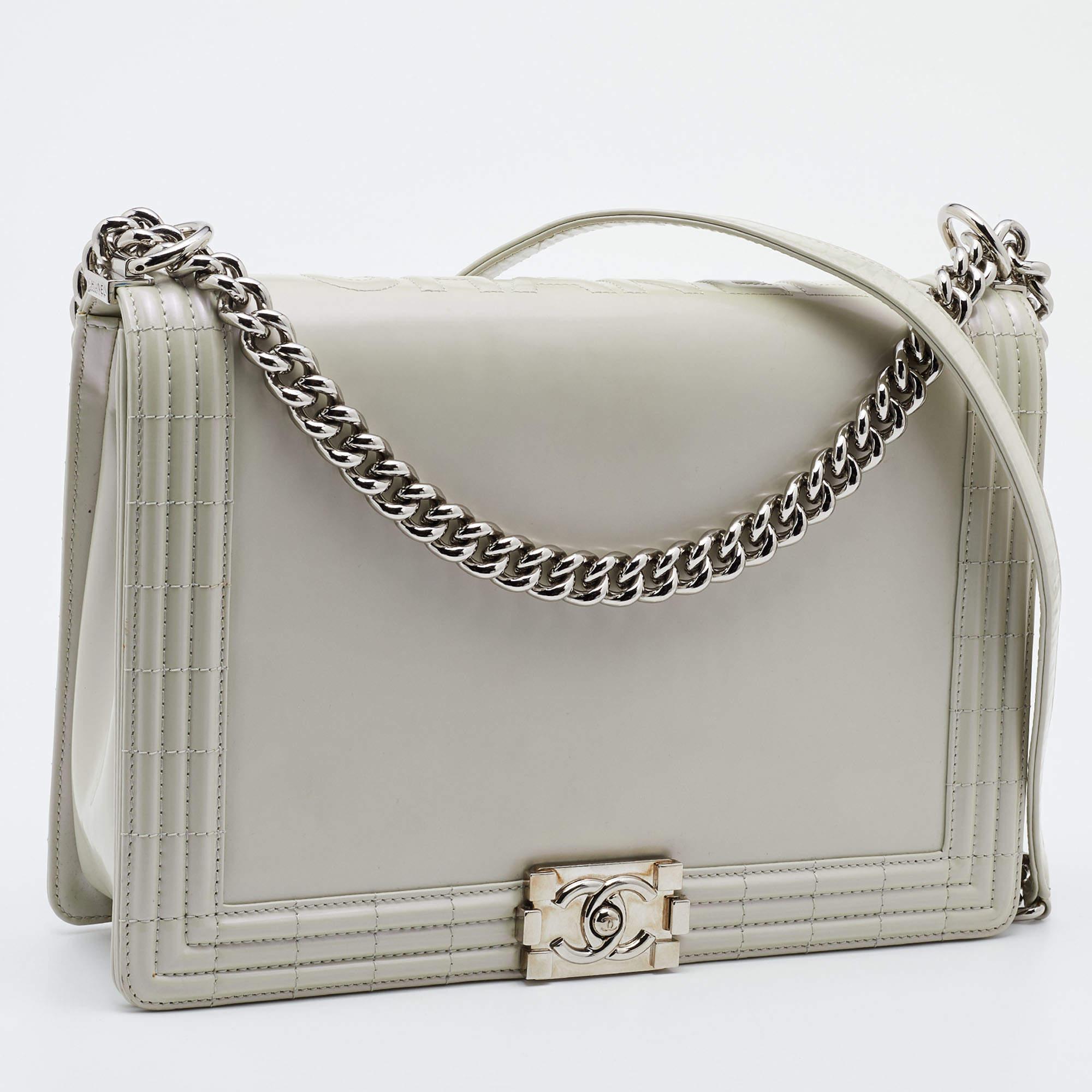 Women's Chanel Pearl Iridescent Glazed Leather Large Reverso Boy Flap Bag