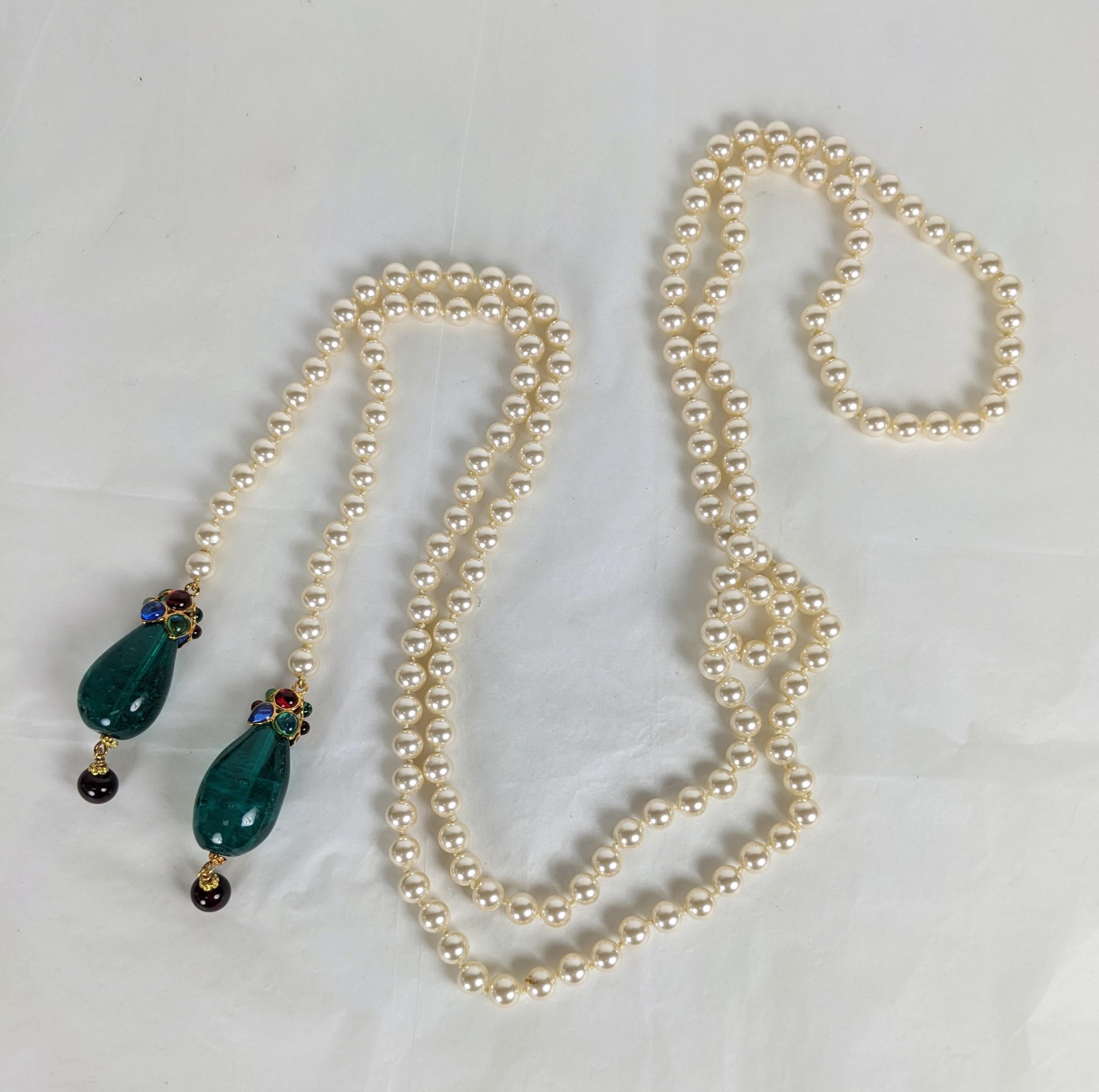 Lariat di perle Chanel con gocce di paté de verre, Maison Gripoix In condizioni ottime in vendita a New York, NY