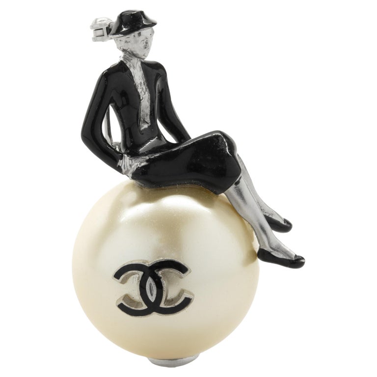 Chanel Pearl Mademoiselle Coco Sitting on Large CC Resin Pin