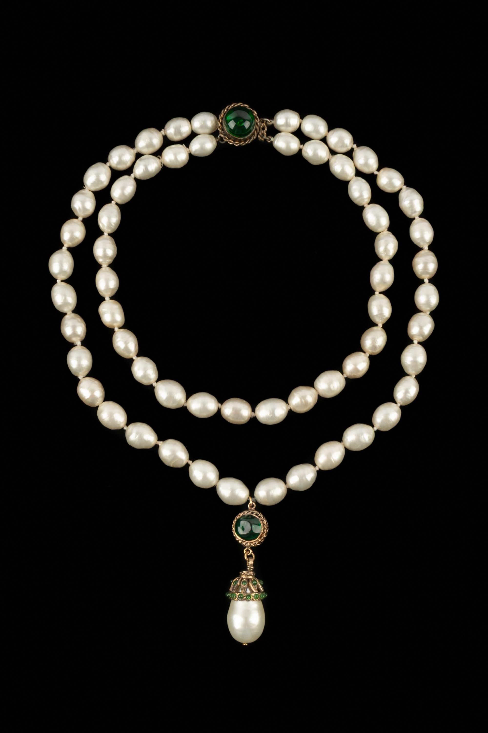 Collana di perle Chanel anni '80 In condizioni ottime in vendita a SAINT-OUEN-SUR-SEINE, FR