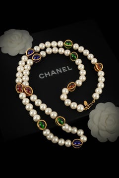 Chanel pearl necklace 1990s