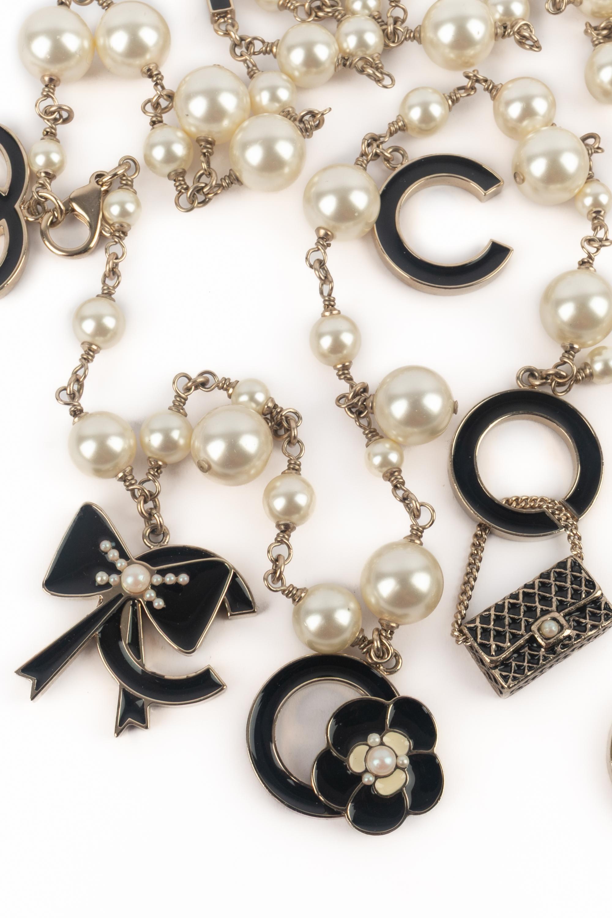 Collier de perles Chanel 2007 en vente 1