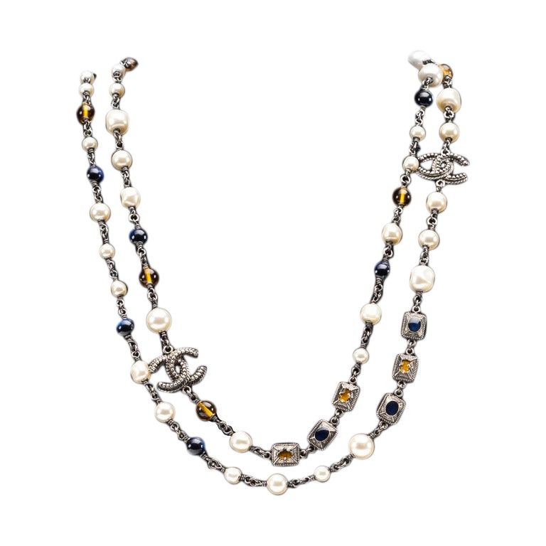 Chanel Pearl Necklace CC