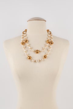 Chanel pearl necklace