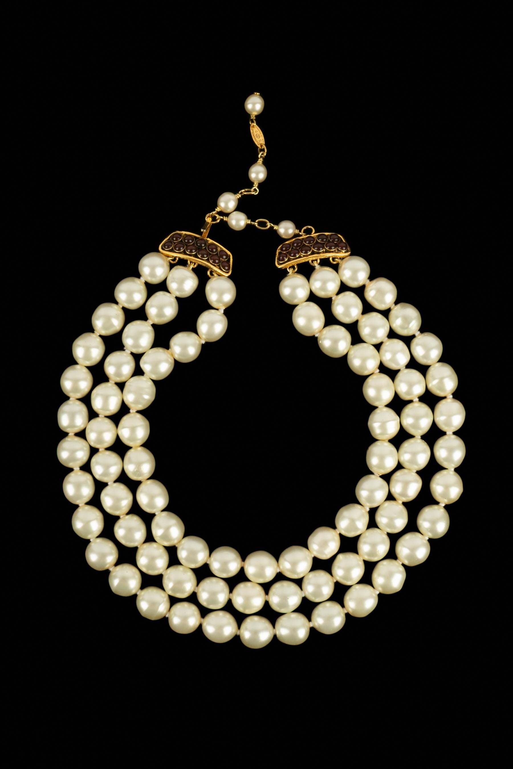 Collana di perle Chanel In condizioni ottime in vendita a SAINT-OUEN-SUR-SEINE, FR