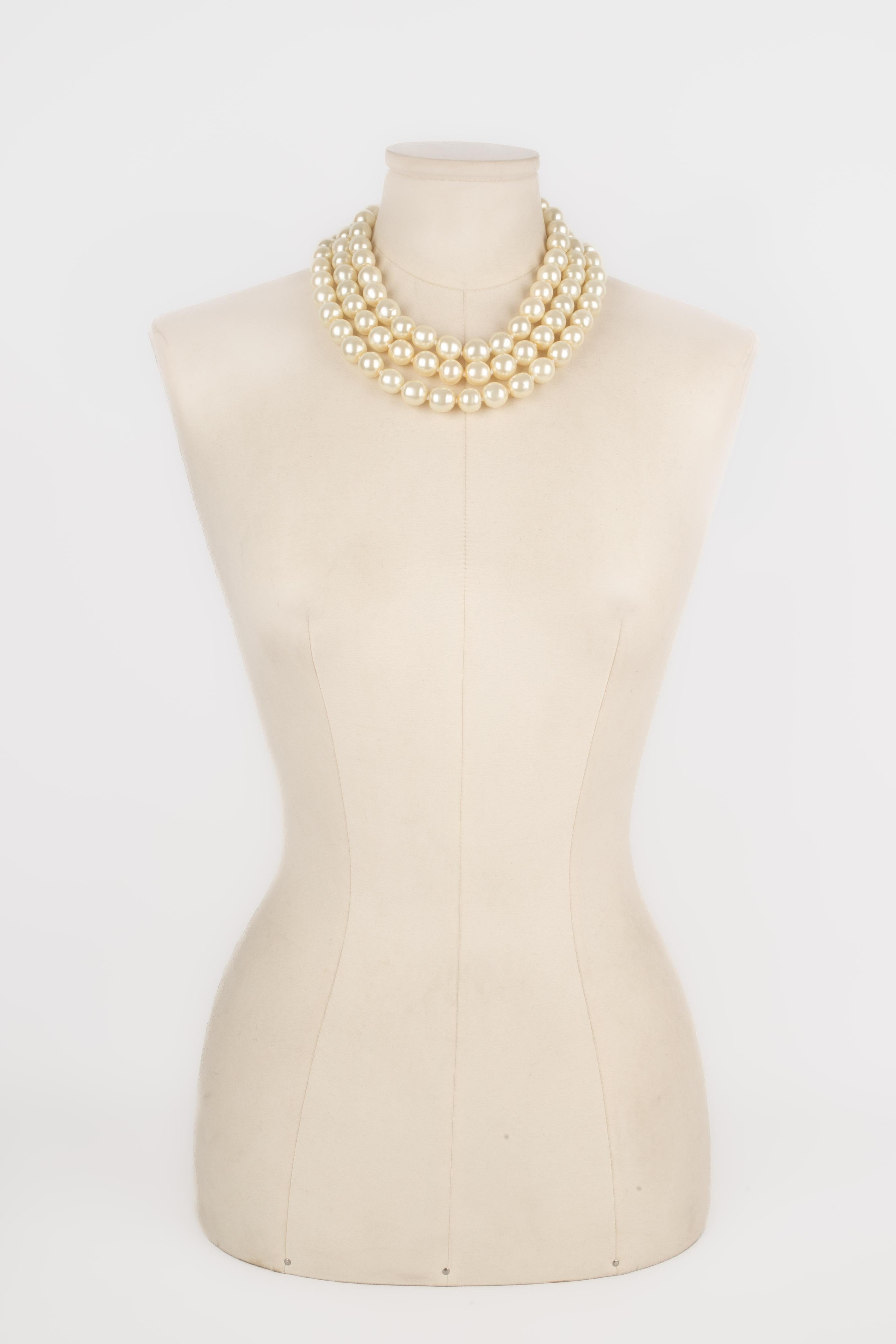 Women's Chanel pearl necklace For Sale