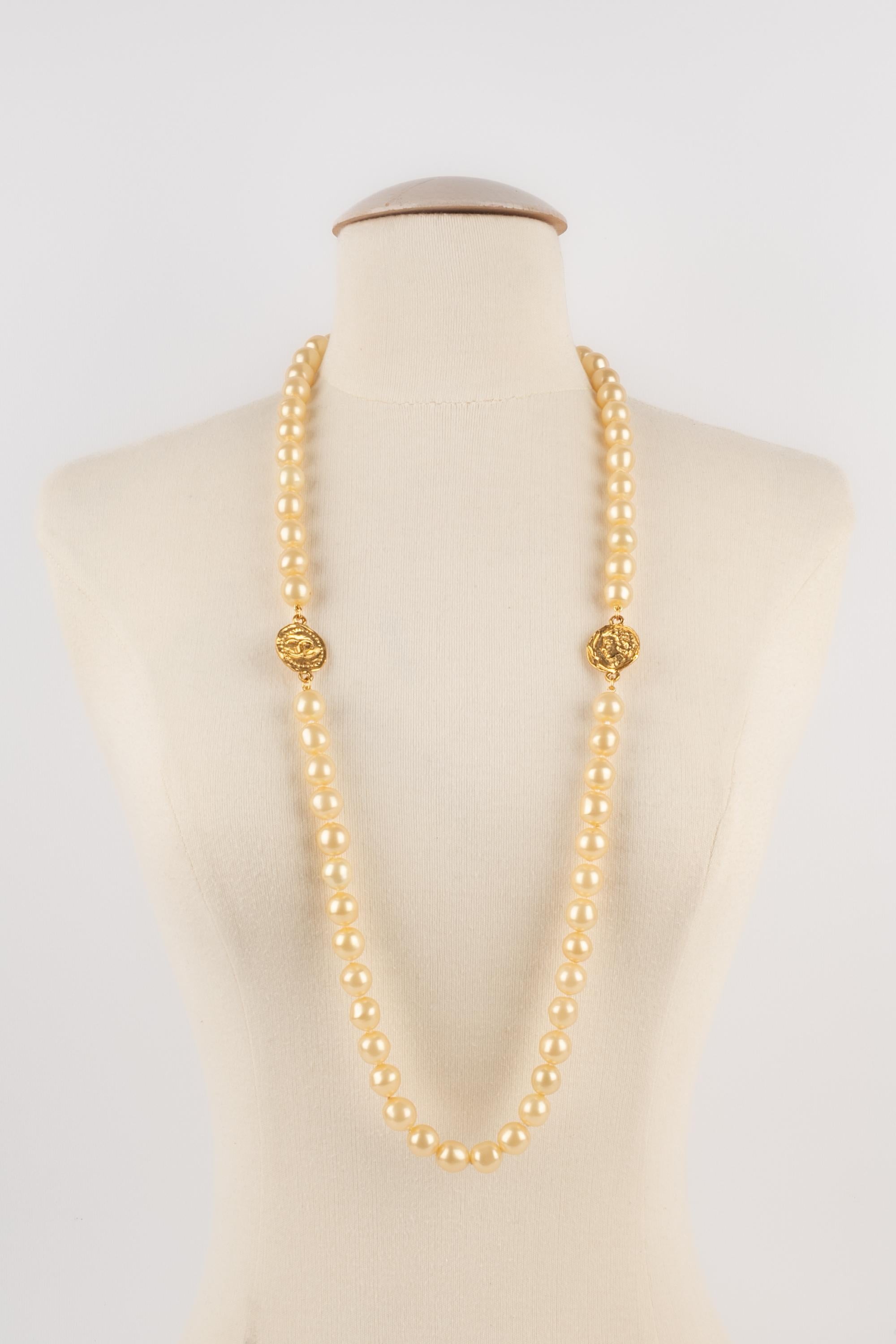 Chanel pearl necklace 3