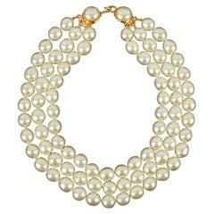 Collier de perles Chanel
