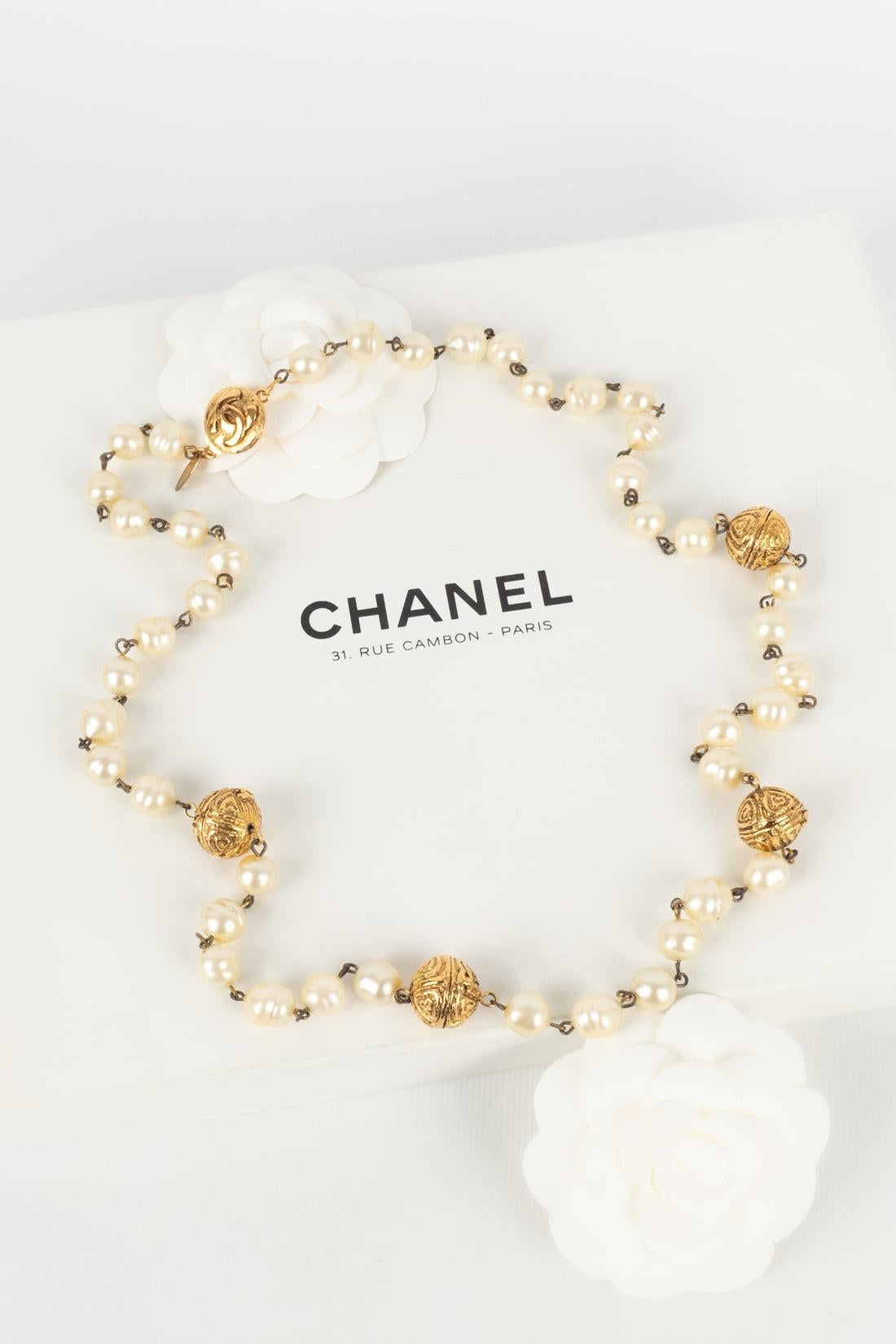 Chanel Pearl Necklace/Sautoir with Costume Pearls, 1985 For Sale 5