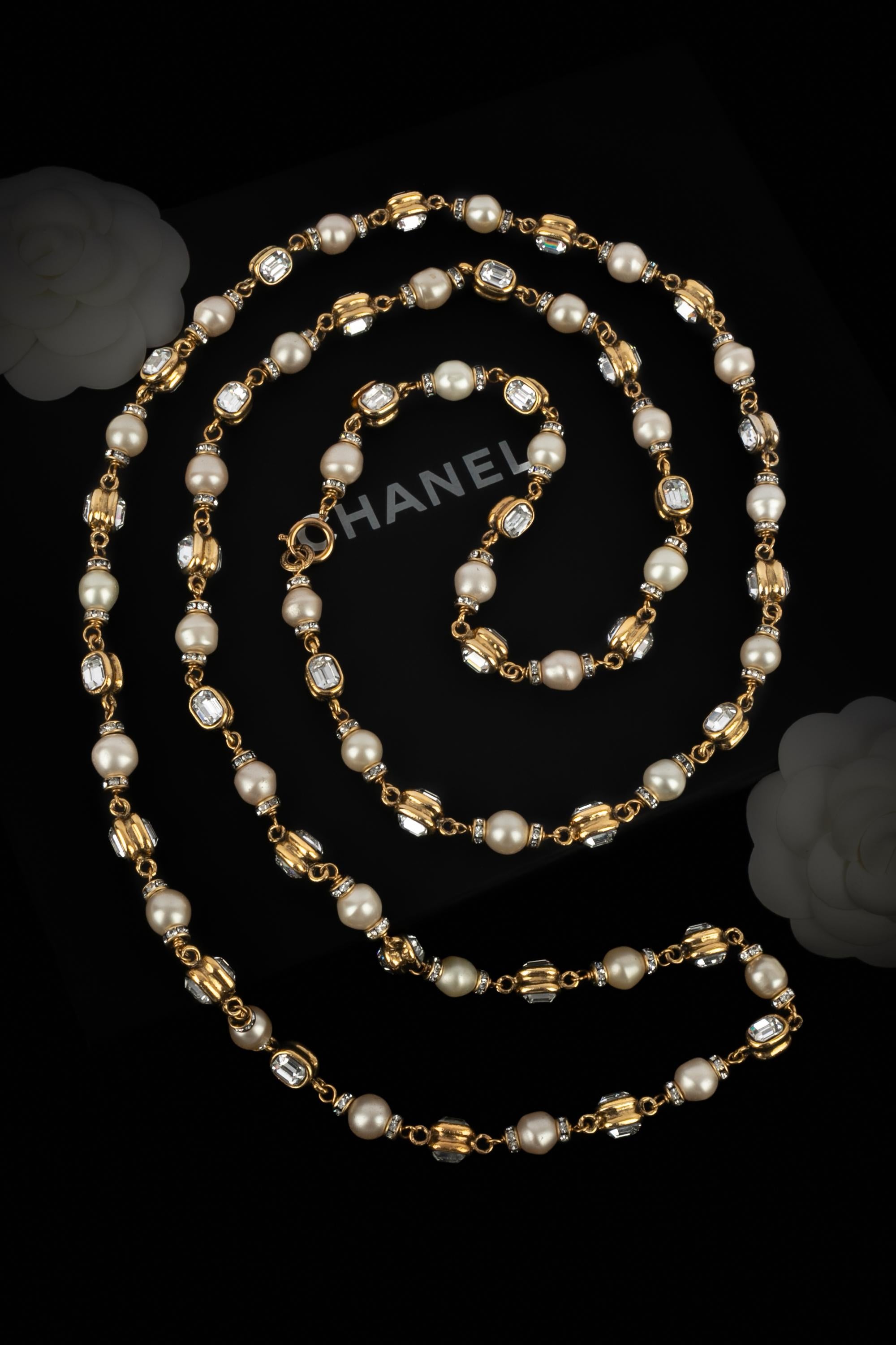 Collana di perle con strass Chanel